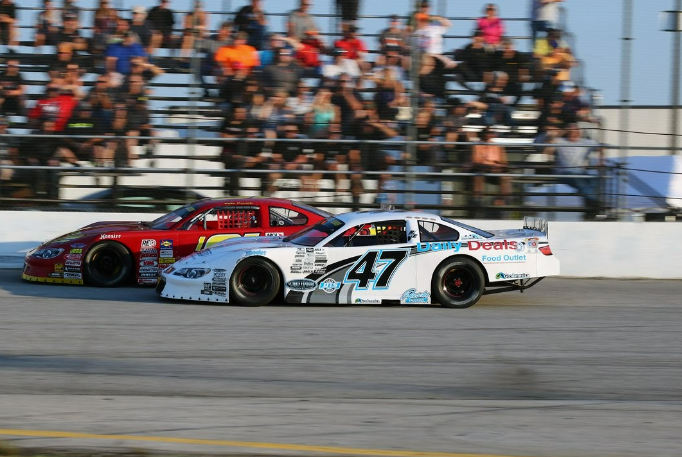 Why You Need Seasonal Tickets at Winchester Speedway